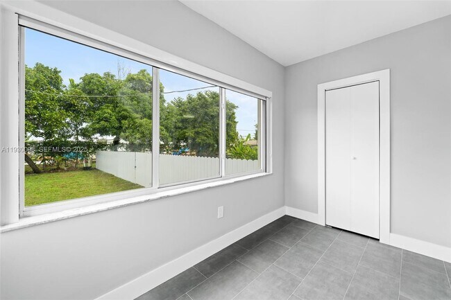 Building Photo - 2361 NW 15th St