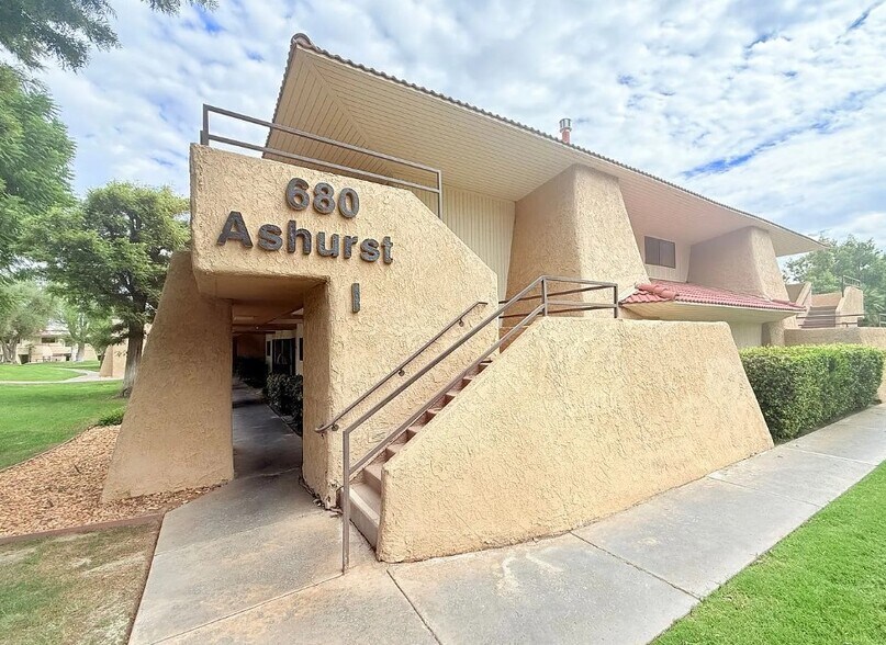 Building Photo - 680 N Ashurst Ct