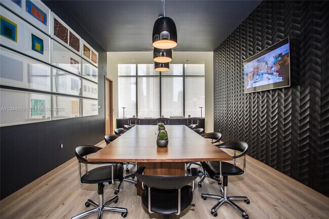 Building Photo - 55 SW 9th St