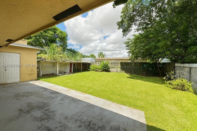 Building Photo - 3611 NW 194th St