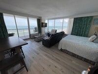 Building Photo - Oceanfront Corner View Condo - BEST VIEW &...