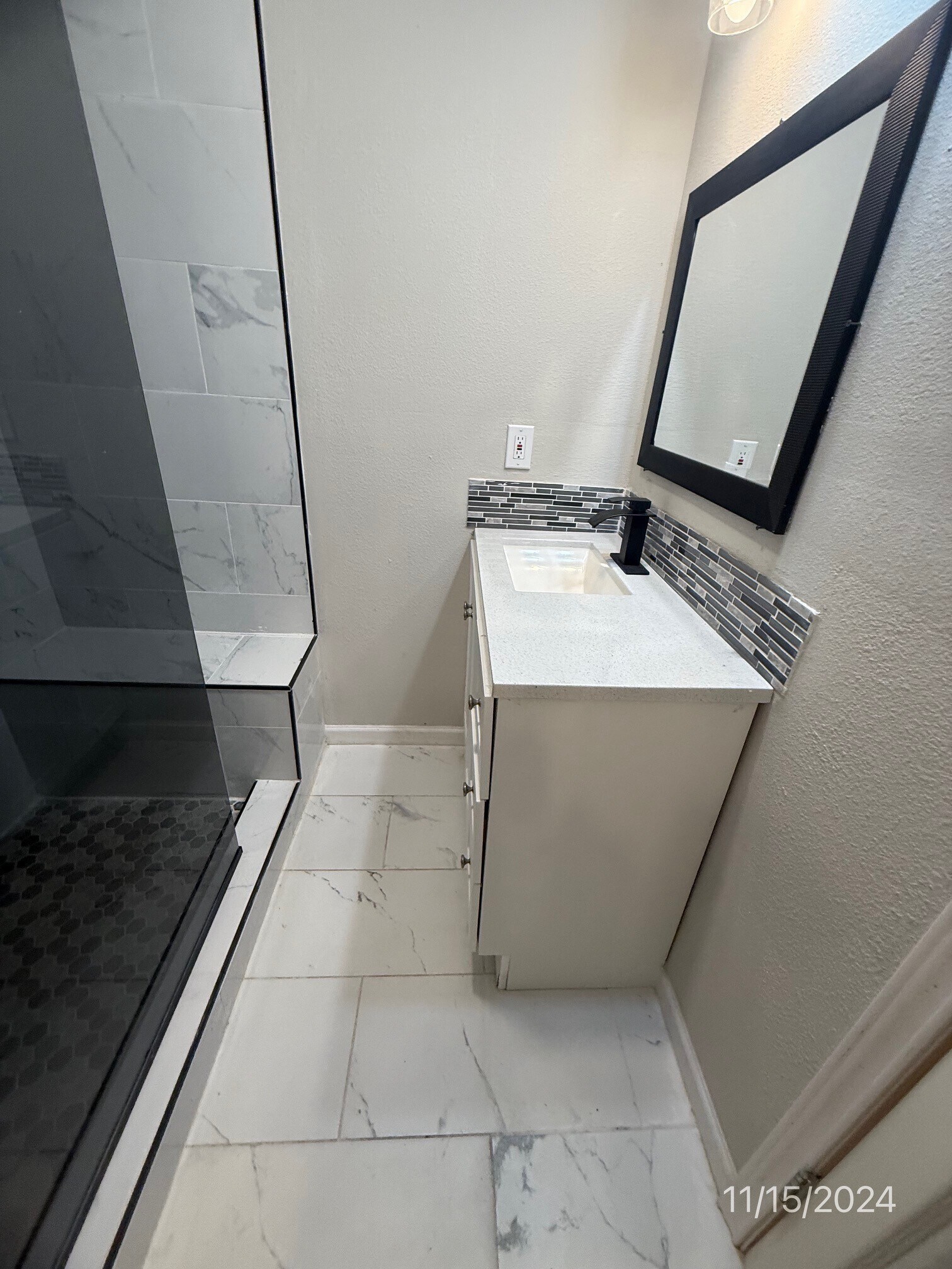 Building Photo - 7215 Holly Hill Dr