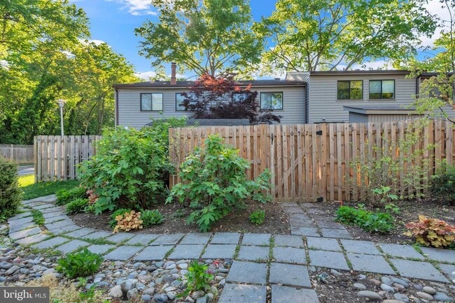 Building Photo - 1052 Cedar Ridge Ct