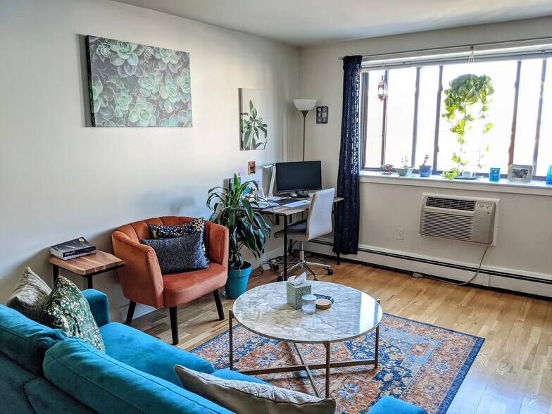 Primary Photo - 44 Lafayette Ave