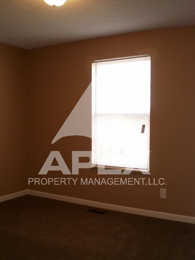 Building Photo - Nice 2 Bd | 1.5 Ba Townhouse in West Knox ...