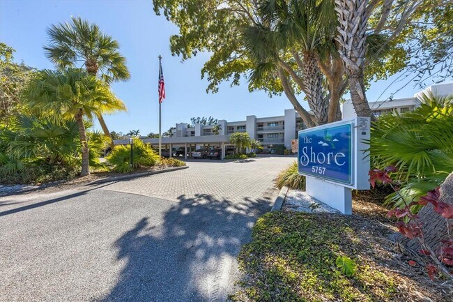 Building Photo - 5757 Gulf of Mexico Dr