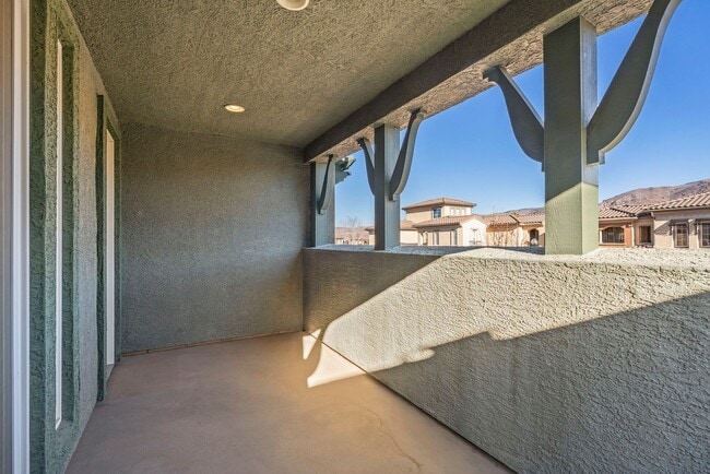 Building Photo - Damont Ranch Townhome Available to Lease Now