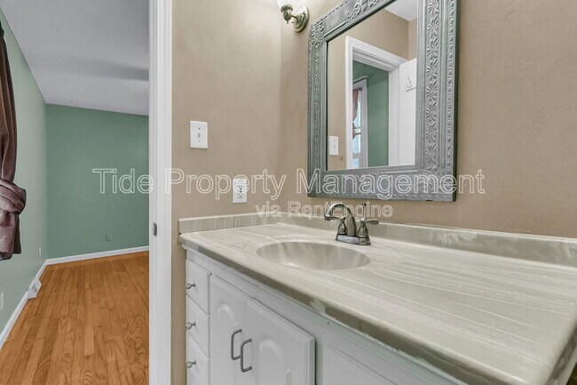 Building Photo - 109 Runnymede Ln