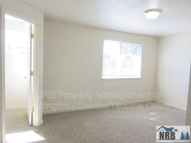 Building Photo - 4043 S Warner St
