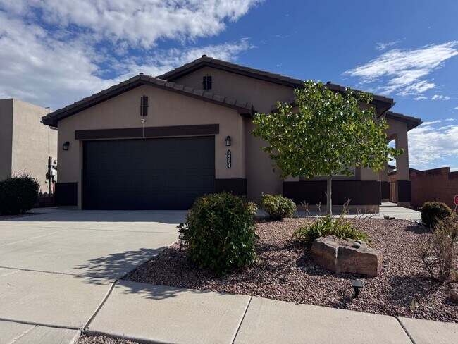 Building Photo - 1504 Barbaro Dr SE