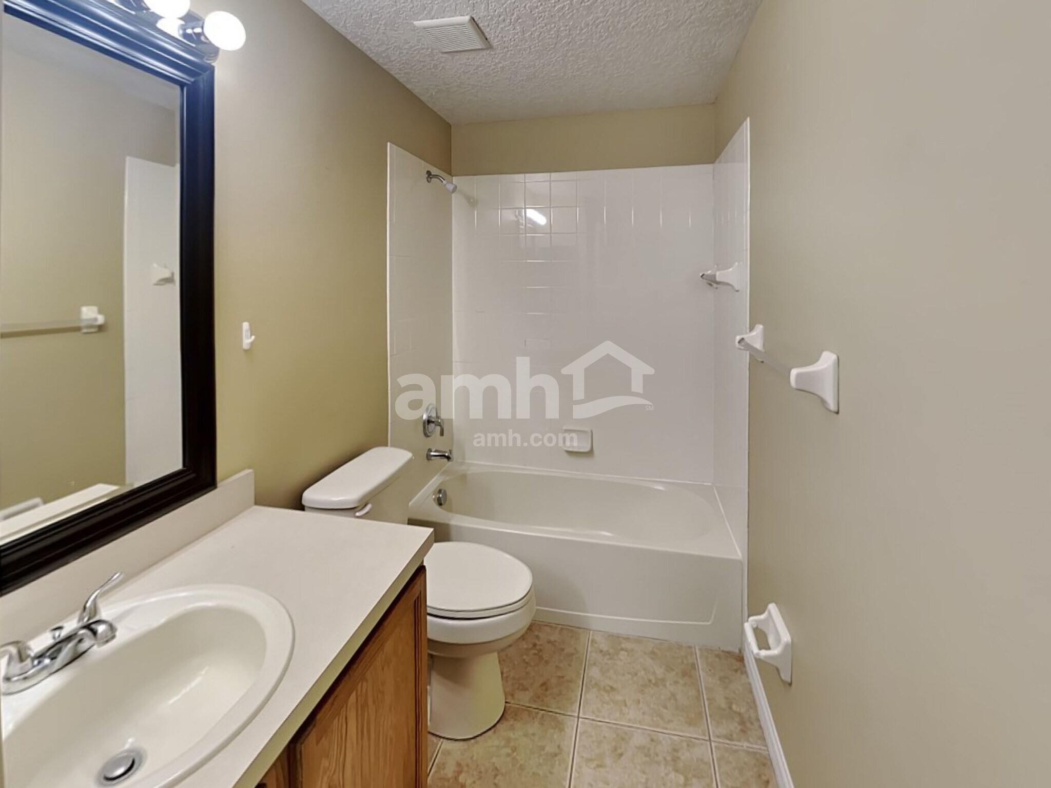 Building Photo - 15333 Harrowgate Way