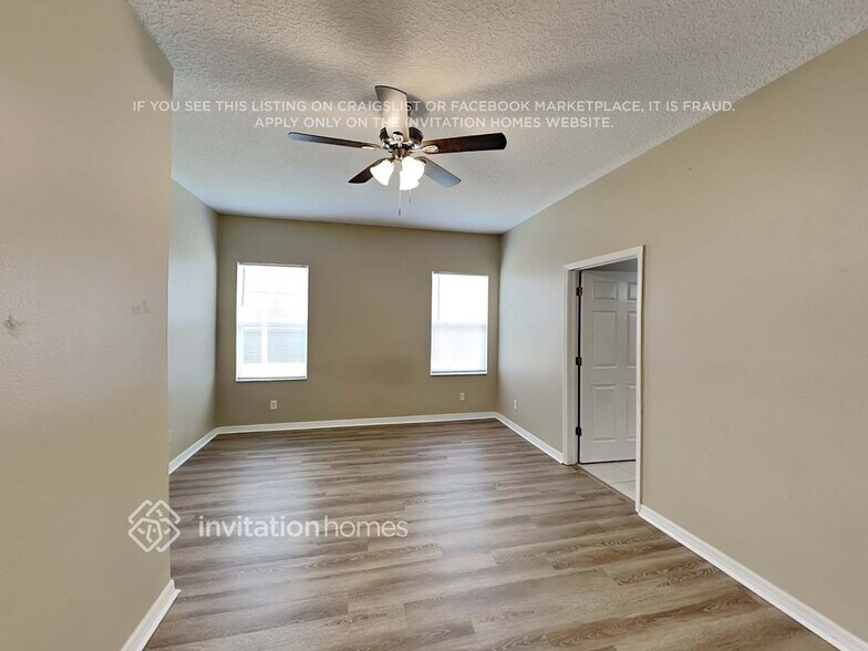 Building Photo - 7203 Wakeview Dr