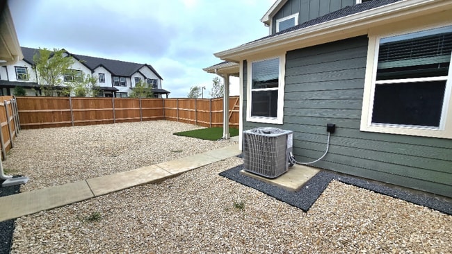 Building Photo - 2542 Ophelia Levi Ln