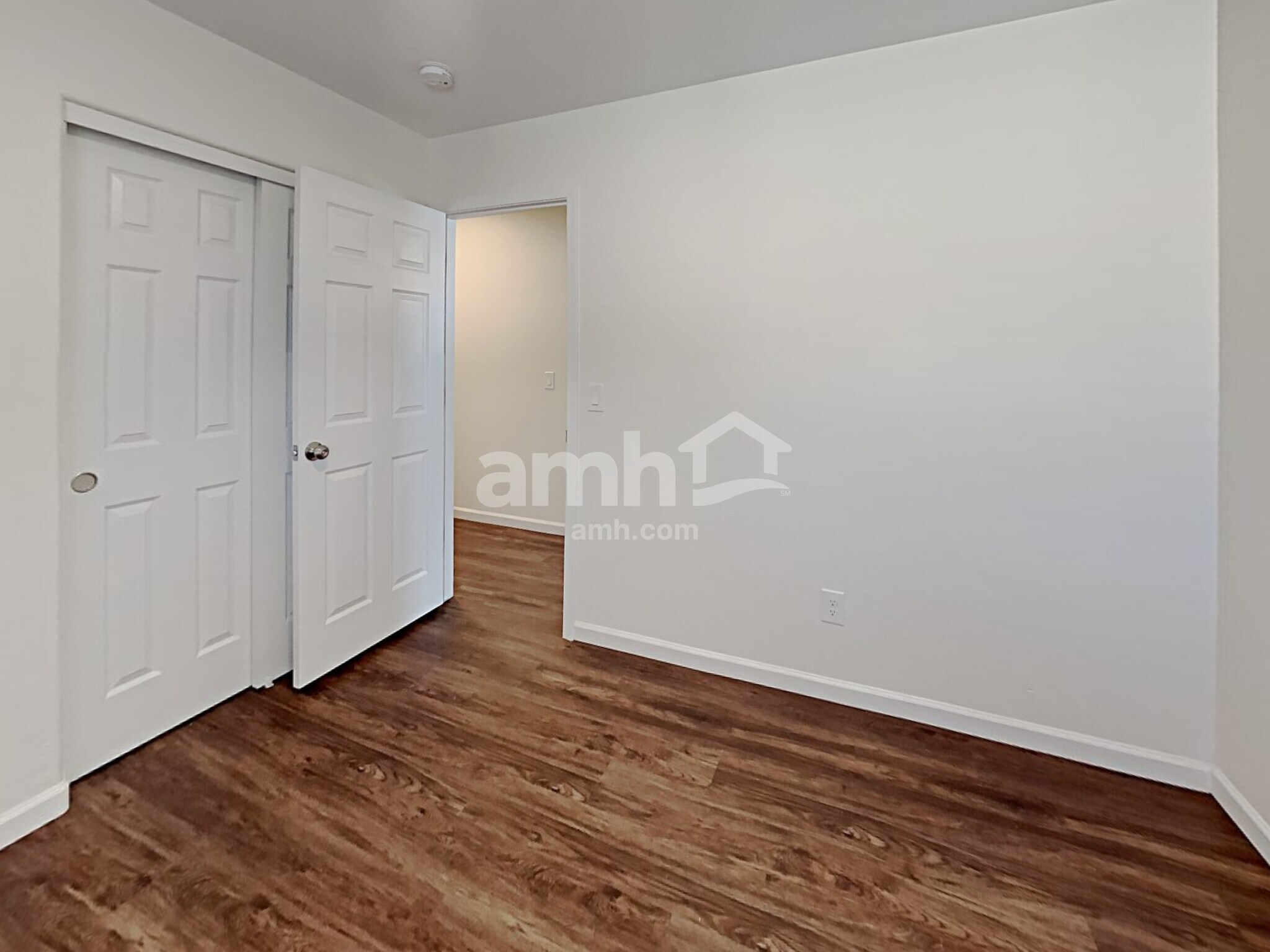 Building Photo - 1808 S 106th Ln