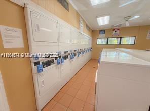 Building Photo - 7925 SW 104th St