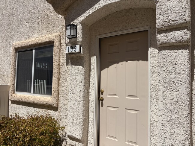 Building Photo - 9315 Indian Corn Ct
