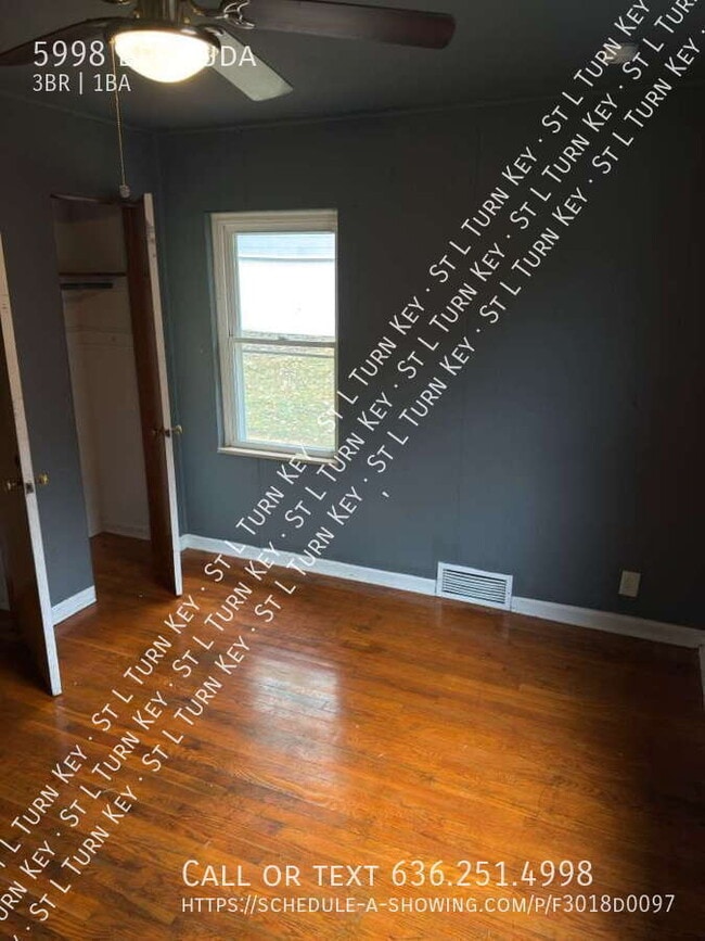 Building Photo - 5998 Bermuda-