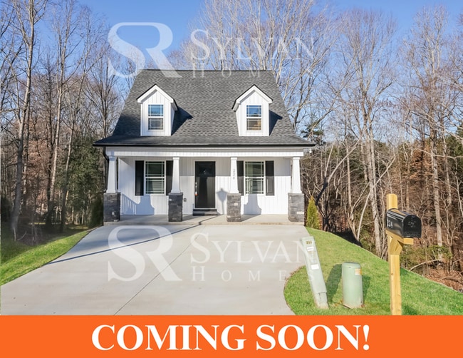 Primary Photo - Enjoy living the good life in this 3 bedro...