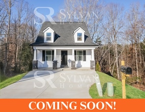 Building Photo - Enjoy living the good life in this 3 bedro...