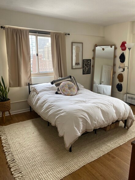 1st Bedroom - 2101 Chestnut St