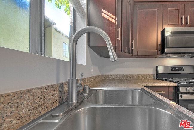 Building Photo - 4822 Hollow Corner Rd