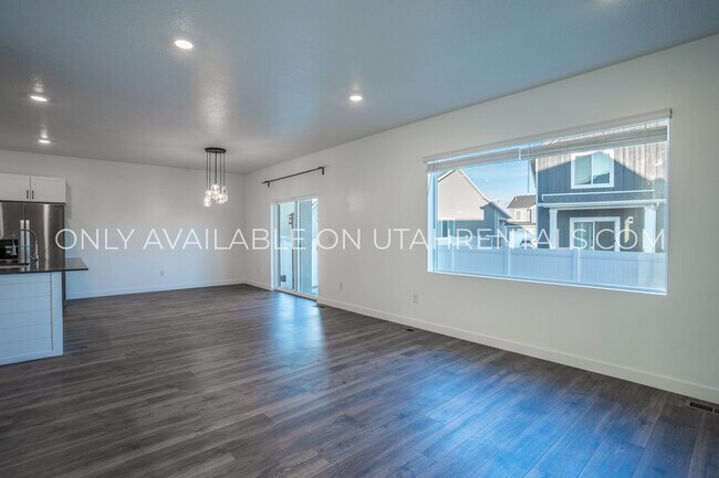 Building Photo - 578 Sugar Beet Dr
