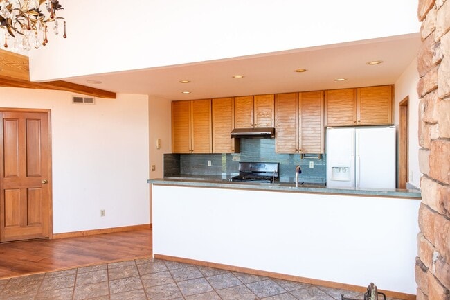 Building Photo - Unique Carmel Highlands 2 Bed, 2 Bath + Sunroom & Office