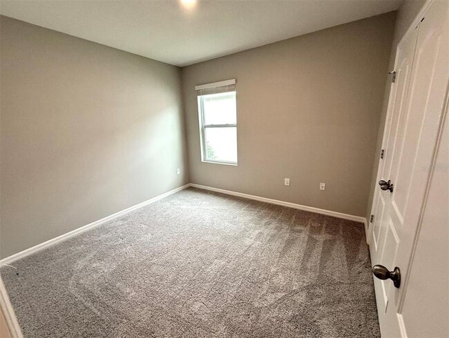 Building Photo - 324 Charles Dr