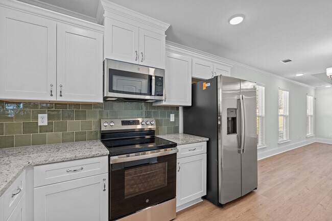 Building Photo - 8115 Bannock Cir