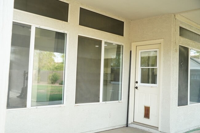Building Photo - 1231 N Firehouse Ct
