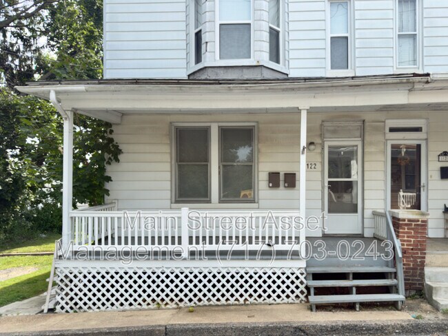 Building Photo - 122 Houston Ave