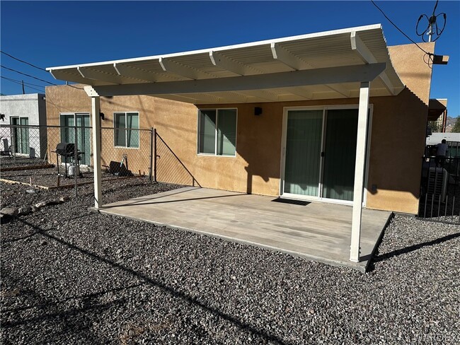 Building Photo - 192 Palm Ave