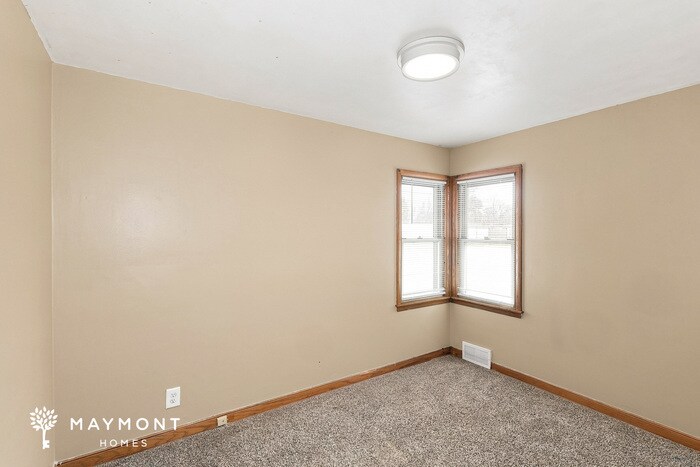 Building Photo - 5849 N Colfax Ave