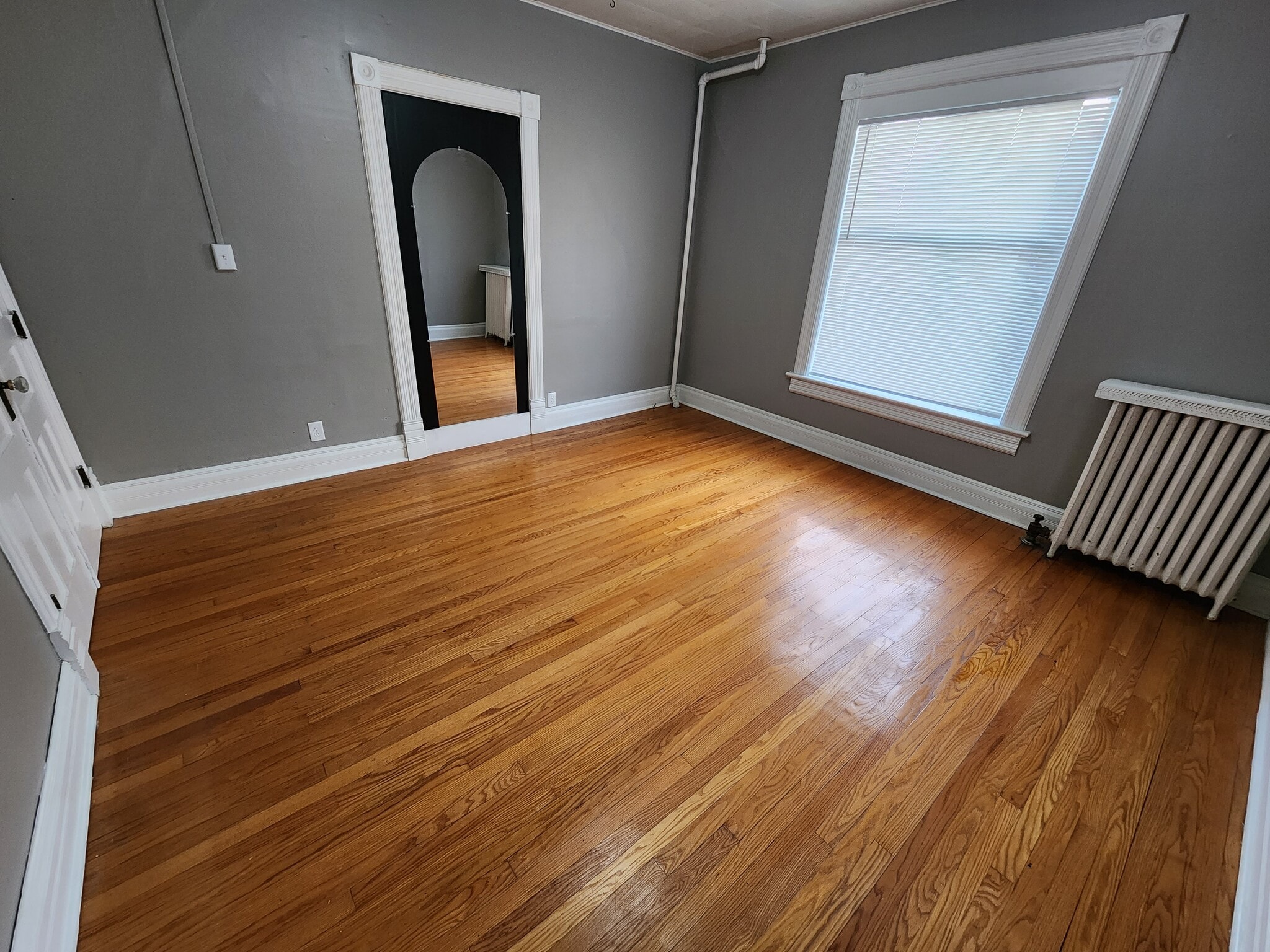 Bedroom 1d - 207 N 6th St