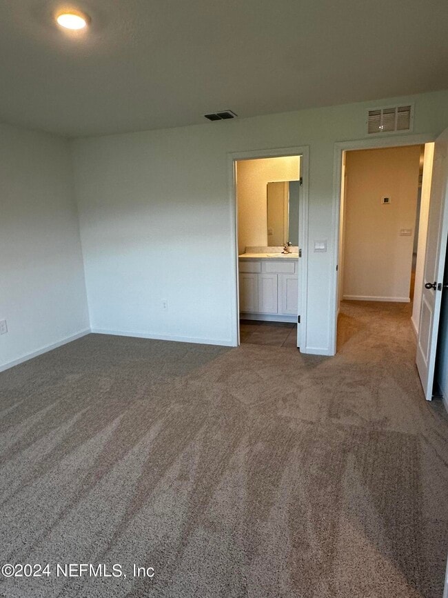 Building Photo - 35 Tidal Bch Ave