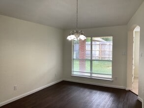 Building Photo - 3709 Breckenridge Dr