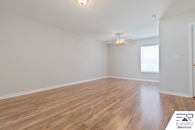 Building Photo - 25 Port Royal Dr