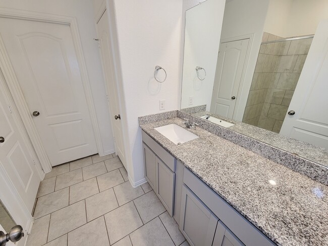Building Photo - 31351 Horseshoe Meadow Bend Ln
