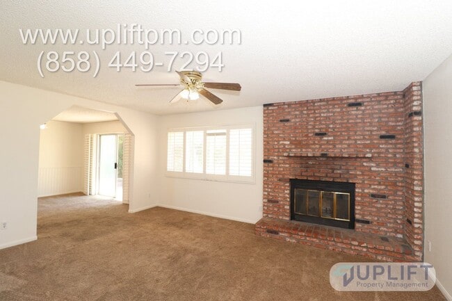 Building Photo - 15938 Caras Ct