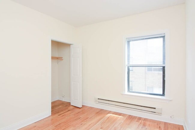 Building Photo - 631 W Cornelia