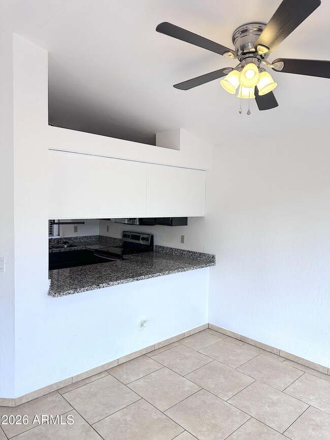 Building Photo - 4725 E Brown Rd