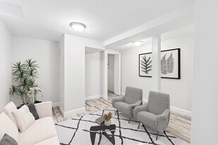 Building Photo - 17 Verrill St