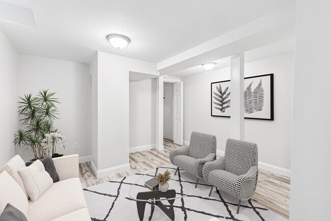 Building Photo - 17 Verrill St