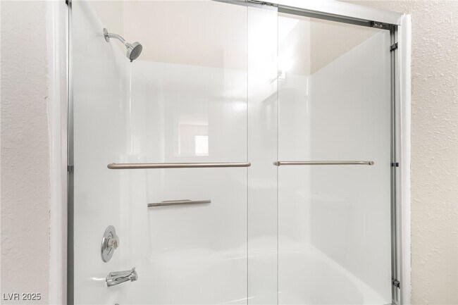 Building Photo - 603 Carleton Dr