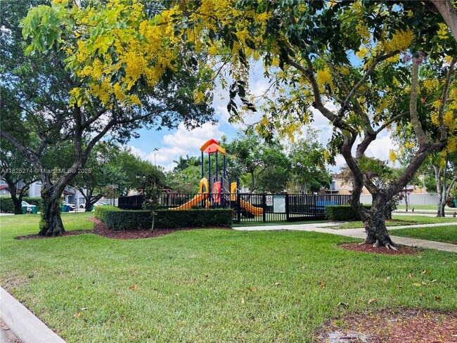 Building Photo - 12975 SW 28th Ct