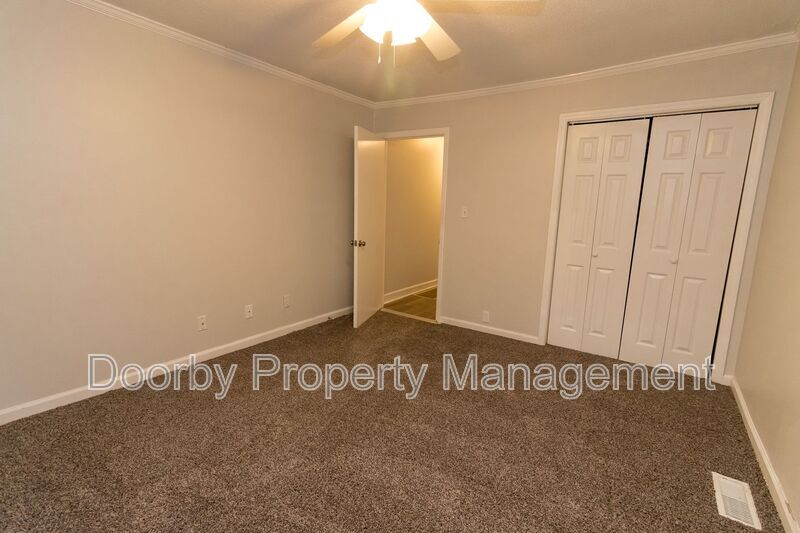 Building Photo - 1720 Ashmore Ave