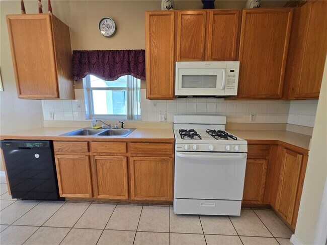Building Photo - 2534 Aster Cove Ln