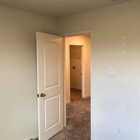 Building Photo - 402 Marsh Ln