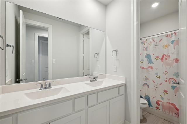 Building Photo - 453 Arcane Dr
