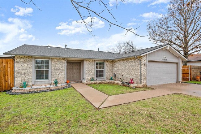 Primary Photo - 11915 Wander Ln